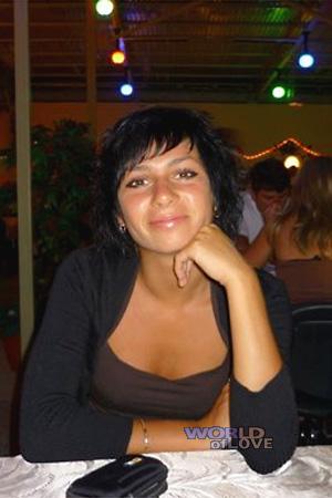 102469 - Svetlana Age: 33 - Russia