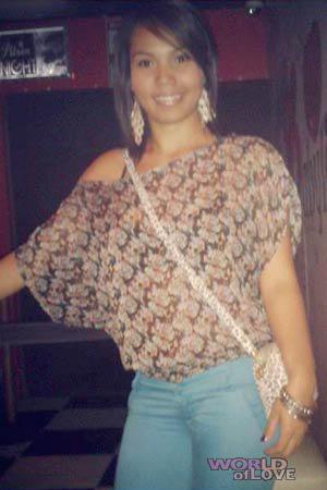 118156 - Andrea Age: 27 - Colombia