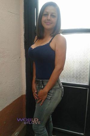 156378 - Kathya Age: 45 - Costa Rica