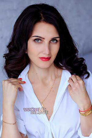 170089 - Elena Age: 42 - Ukraine