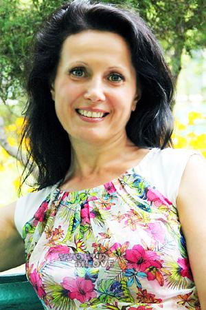176142 - Larisa Age: 55 - Ukraine