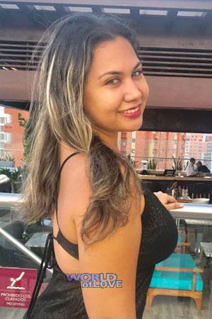 180477 - Lina Age: 37 - Colombia