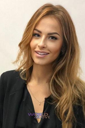 184112 - Yevheniia Age: 32 - Ukraine