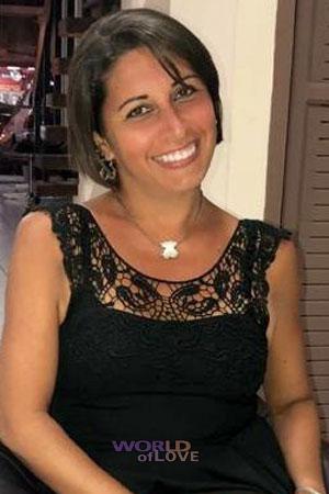 186682 - Alejandra Age: 48 - Costa Rica