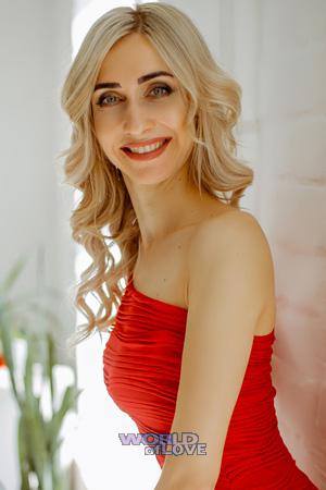 192011 - Alena Age: 39 - Ukraine