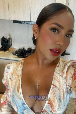 195909 - Ylene Age: 31 - Colombia