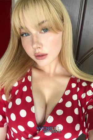 196520 - Anastasia Age: 24 - Ukraine