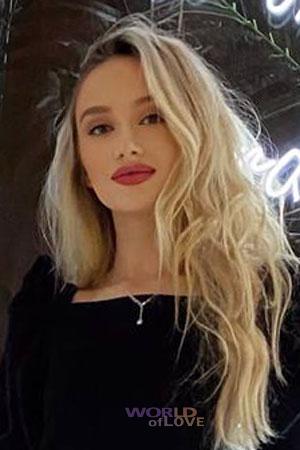 202237 - Arina Age: 25 - Ukraine