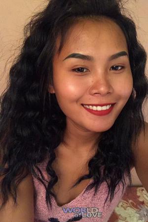 203219 - Montra Age: 26 - Thailand