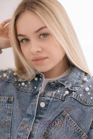 203946 - Anastasia Age: 24 - Ukraine