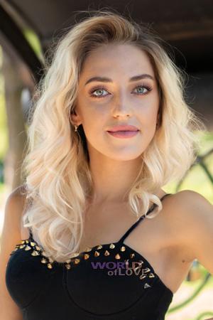 204286 - Svetlana Age: 28 - Ukraine