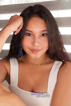 205710 - Natalia Age: 22 - Colombia