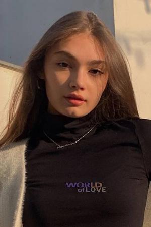 205821 - Ekaterina Age: 20 - Russia