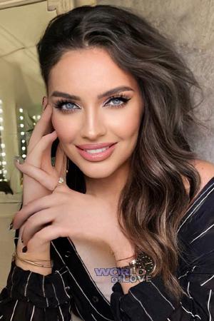 207016 - Elvira Age: 25 - Russia