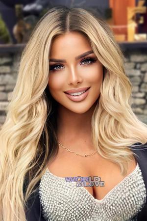 207273 - Karolina Age: 30 - Russia