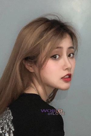 207714 - Shuyi Age: 25 - China