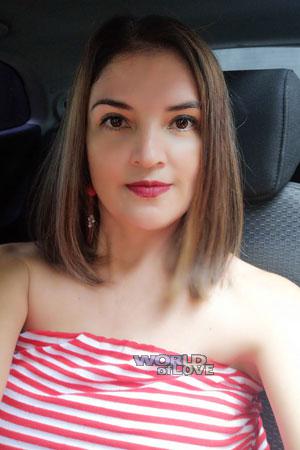 208276 - Jessica Age: 47 - Costa Rica