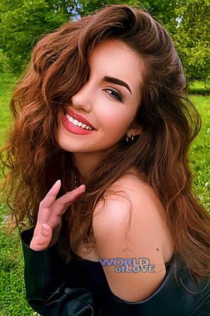 212603 - Anastasiia Age: 25 - Ukraine