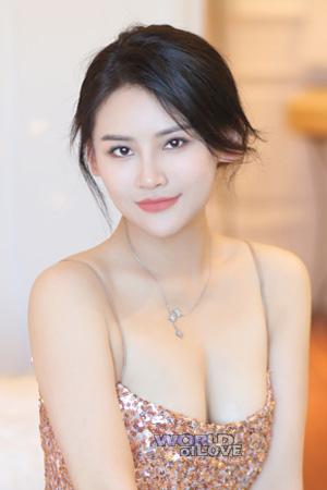 213024 - Qing Age: 27 - China