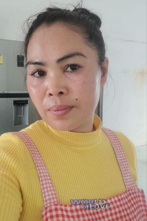 214530 - Sokny Age: 41 - Cambodia