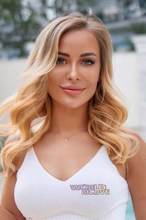 215318 - Anna Age: 38 - Ukraine