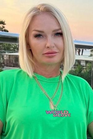 217422 - Elena Age: 56 - Moldova