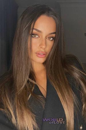 217480 - Lucrezia Age: 23 - Italy