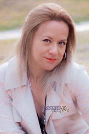 219254 - Diana Age: 44 - Colombia