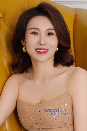 221430 - Lisa Age: 45 - China