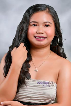 223480 - Mary Charies Age: 22 - Philippines