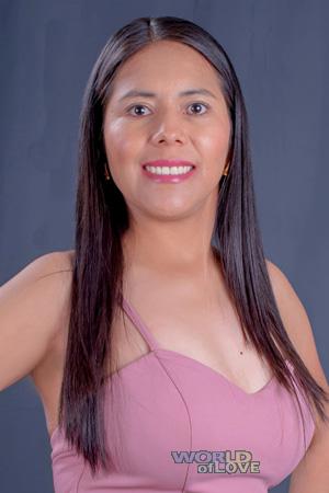 223585 - Flora Age: 36 - Bolivia