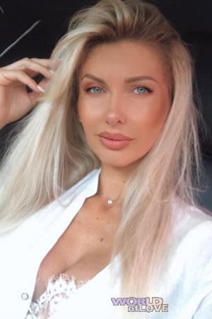 223867 - Violetta Age: 42 - Ukraine