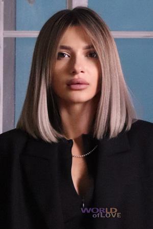 224208 - Alla Age: 31 - Ukraine