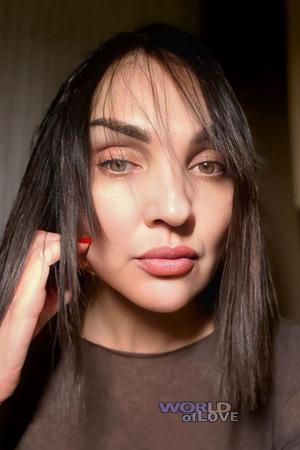 224884 - Viktoriia Age: 54 - Ukraine