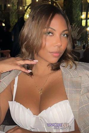 224893 - Andrea Age: 27 - Colombia