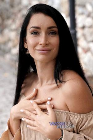 225400 - Elina Age: 30 - Ukraine