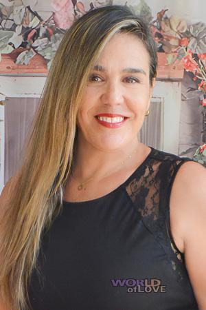 226420 - Lenka Age: 55 - Peru