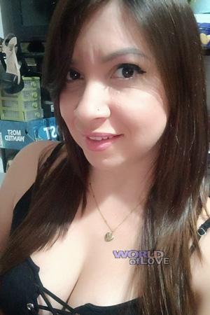 226636 - Allison Age: 35 - Costa Rica