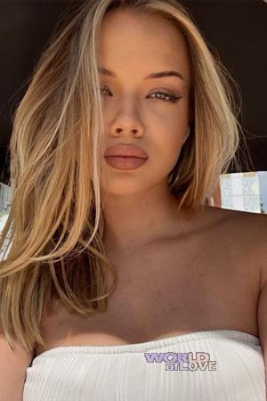 227339 - Darina Age: 18 - Ukraine