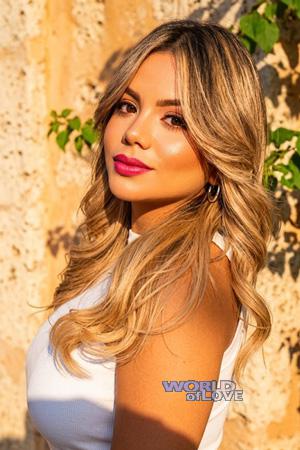 227368 - Lilibet Age: 43 - Colombia