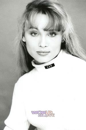 64054 - Anna Age: 30 - Russia