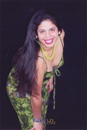 66132 - Laura Age: 30 - Peru