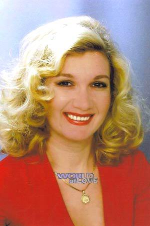 67289 - Elina Age: 43 - Russia