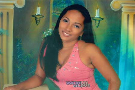 77825 - Rosa del Carmen Age: 28 - Colombia